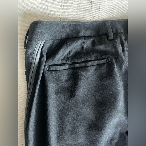 Kit & Ace Commuter Pant Charcoal 34” - Picture 5 of 14